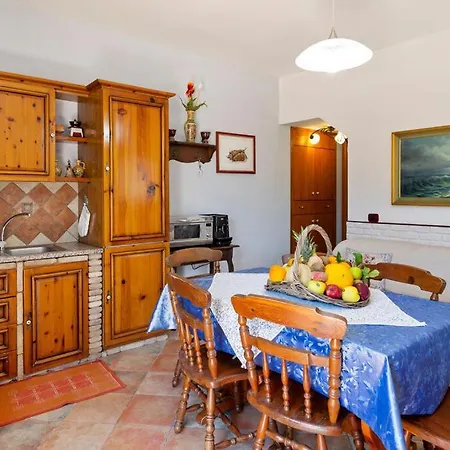 Casa Vacanze 4 Pileri Apartment Cartabubbo