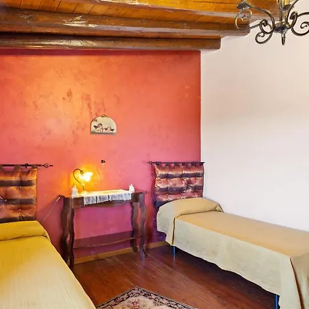 Apartment Casa Vacanze 4 Pileri Cartabubbo