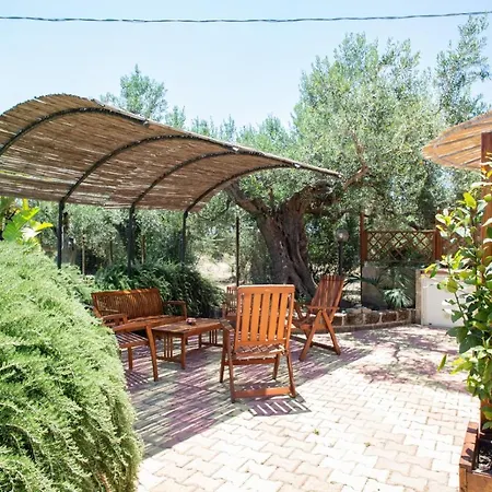 Casa Vacanze 4 Pileri Apartment *