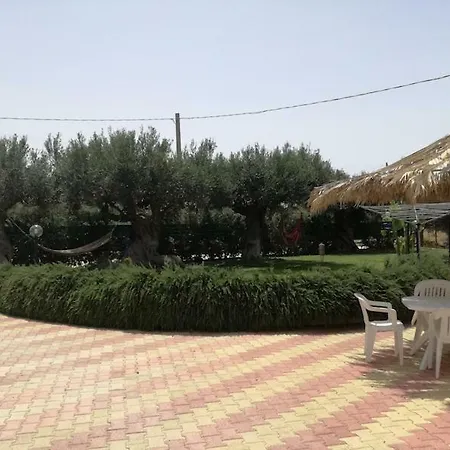 Casa Vacanze 4 Pileri Apartment *