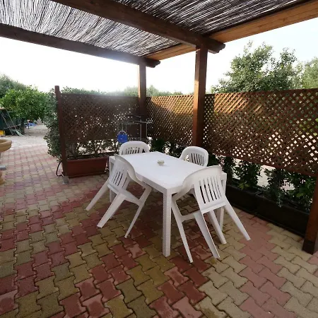 Casa Vacanze 4 Pileri Apartment *