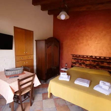 Casa Vacanze 4 Pileri Apartment *